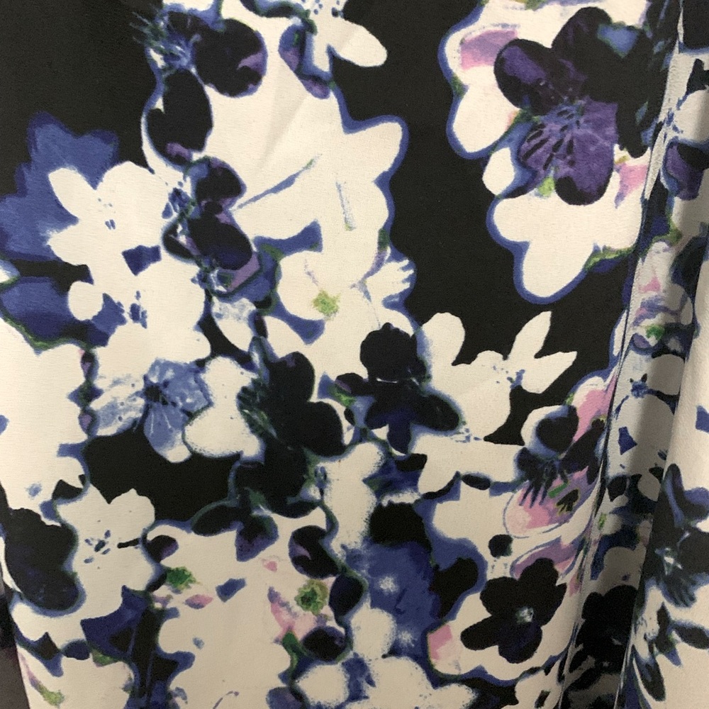 EXPRESS floral Racerback cami - Picture 4 of 4